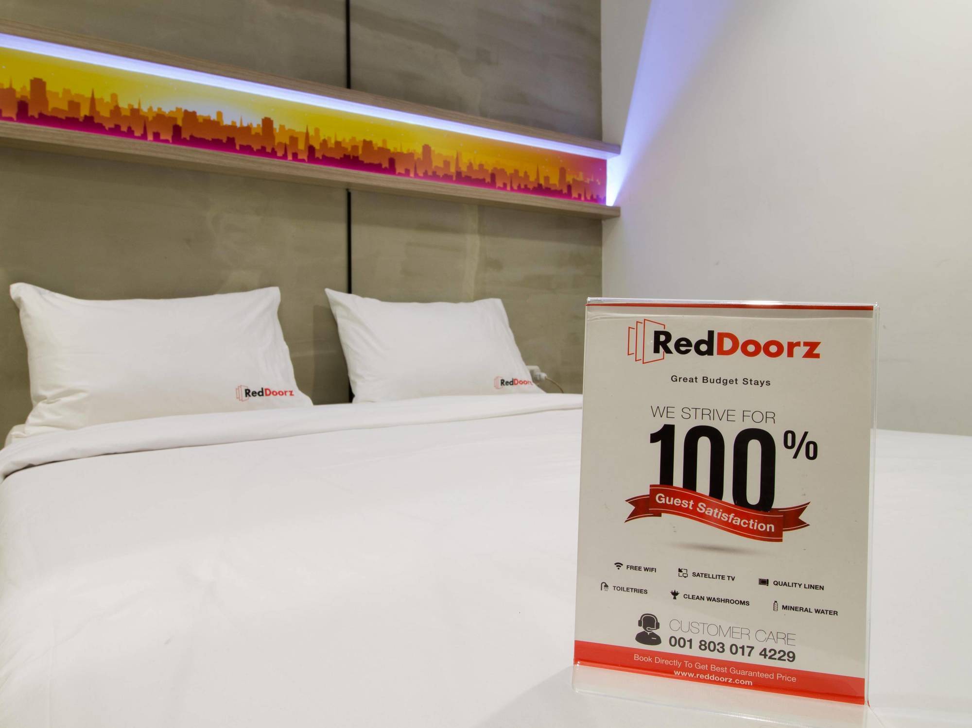 Reddoorz Plus @ Setiabudi Eight Yakarta Exterior foto